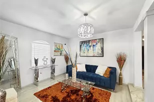 4111 Vanette Ln, Dallas, TX 75216 - Photo 9