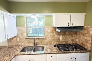 2401 Patricia Ln, Garland, TX 75041 - Photo 3