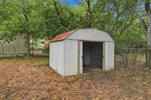 1806 Rambler Dr, Waco, TX 76710 - Photo 29