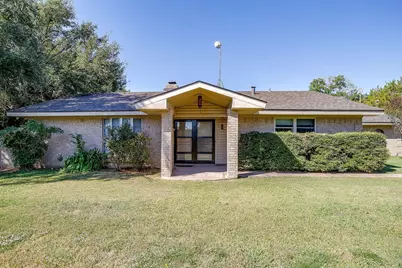 1060 S Burleson Boulevard, Burleson, TX 76028 - Photo 13