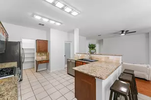 2337 Magnolia Dr, Little Elm, TX 75068 - Photo 9
