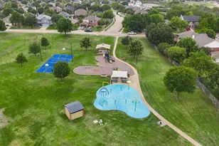 200 Ellicott Dr, Roanoke, TX 76262 - Photo 39