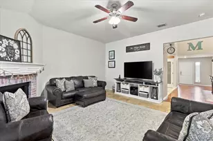 200 Ellicott Dr, Roanoke, TX 76262 - Photo 15