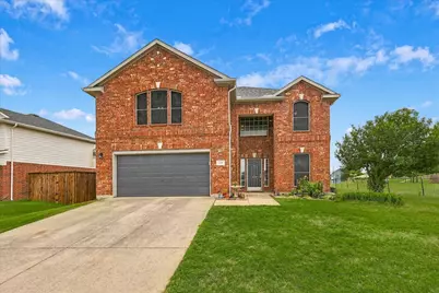 200 Ellicott Drive, Roanoke, TX 76262 - Photo 1