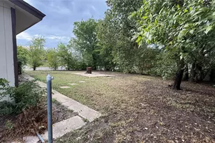 4916 McDougal St, Greenville, TX 75401 - Photo 13