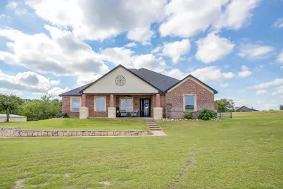 124 Stonewick Drive, Cresson, TX 76035 - Photo 1