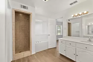 2704 Wolff Dr, Arlington, TX 76015 - Photo 19