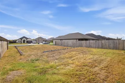 706 Moseley Lane, Greenville, TX 75402 - Photo 3