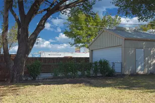 11703 Abston Ln, Dallas, TX 75218 - Photo 27