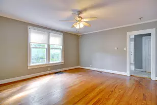 656 May St, Fort Worth, TX 76104 - Photo 3