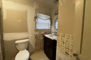 617 E 5th St, Ferris, TX 75125 - Photo 11