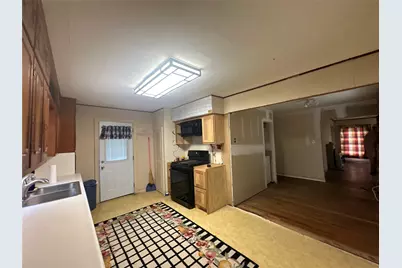 617 E 5th Street, Ferris, TX 75125 - Photo 5