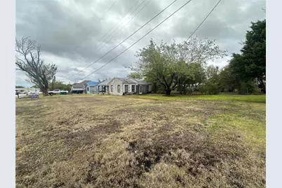 617 E 5th Street, Ferris, TX 75125 - Photo 15