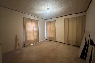617 E 5th St, Ferris, TX 75125 - Photo 9