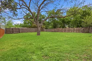 1112 Noble Ave, Carrollton, TX 75006 - Photo 29