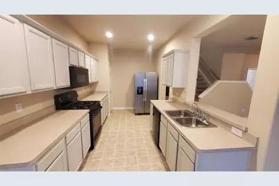 10909 Nantucket Drive, Rowlett, TX 75089 - Photo 9
