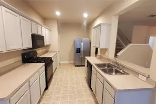 10909 Nantucket Dr, Rowlett, TX 75089 - Photo 9