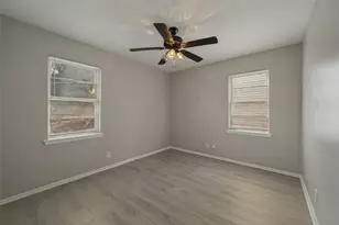 408 E Tucker Blvd, Arlington, TX 76010 - Photo 3