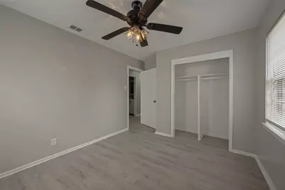 408 E Tucker Boulevard, Arlington, TX 76010 - Photo 19