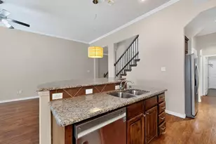 6106 Black Swan Cir, Garland, TX 75044 - Photo 9