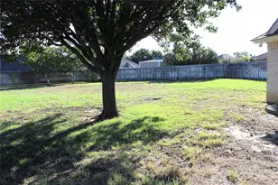 1405 Parkwood Ct, Stephenville, TX 76401 - Photo 19