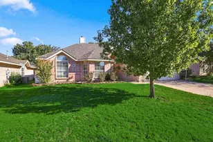 3709 Staghorn Cir N, Fort Worth, TX 76137 - Photo 3