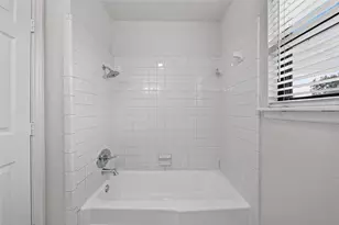 2024 Charleston Dr, Bedford, TX 76022 - Photo 17