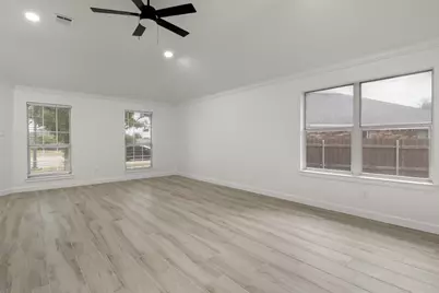 8275 Horse Whisper Lane, Fort Worth, TX 76131 - Photo 5