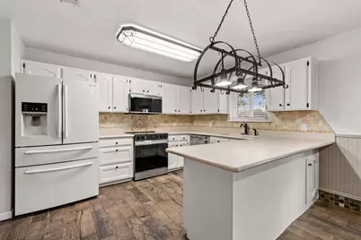 812 Regina Drive, Hewitt, TX 76643 - Photo 5