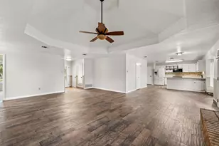 812 Regina Dr, Hewitt, TX 76643 - Photo 3