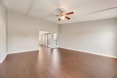2221 Marble Falls Drive, Carrollton, TX 75007 - Photo 3