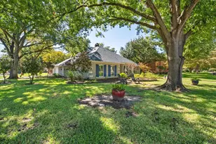 1601 Bridle Path, Corsicana, TX 75110 - Photo 37