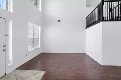 2447 Ranchview Drive, Grand Prairie, TX 75052 - Photo 3