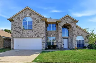 2447 Ranchview Dr, Grand Prairie, TX 75052 - Photo 1