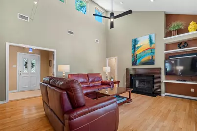 706 Giltin Court, Arlington, TX 76006 - Photo 9
