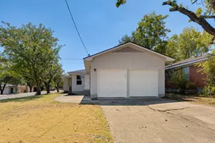 400 W Anita St, Sherman, TX 75092 - Photo 3