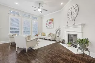 2812 Cedar Elm Dr, Carrollton, TX 75010 - Photo 11