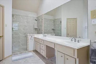 1211 Laguna Pl, Carrollton, TX 75006 - Photo 13