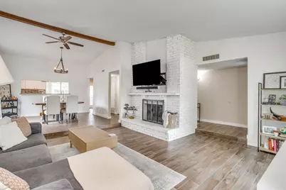 2101 Alder Trail, Grand Prairie, TX 75052 - Photo 5