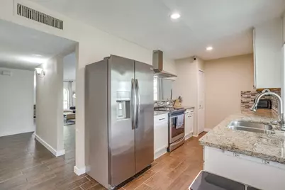 2101 Alder Trail, Grand Prairie, TX 75052 - Photo 15