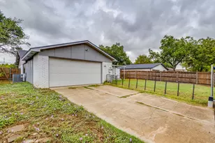 2101 Alder Trail, Grand Prairie, TX 75052 - Photo 37