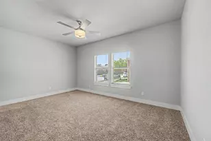 221 Stewart Bend Ct, Azle, TX 76020 - Photo 11