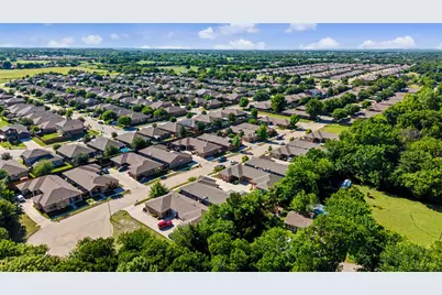 221 Stewart Bend Court, Azle, TX 76020 - Photo 23