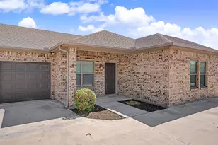 221 Stewart Bend Ct, Azle, TX 76020 - Photo 1