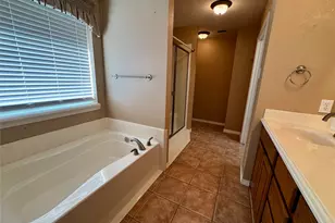 204 Bluebonnet Ln, Waxahachie, TX 75165 - Photo 11