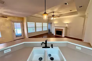 204 Bluebonnet Ln, Waxahachie, TX 75165 - Photo 9