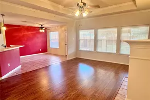 204 Bluebonnet Ln, Waxahachie, TX 75165 - Photo 3