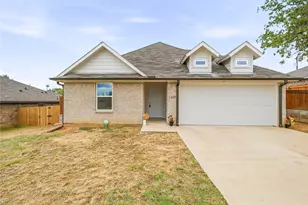 1529 Jacqueline Ln, Graham, TX 76450 - Photo 1