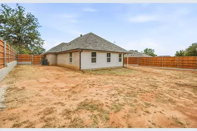 1529 Jacqueline Lane, Graham, TX 76450 - Photo 25