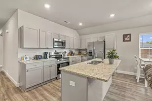 1529 Jacqueline Ln, Graham, TX 76450 - Photo 3